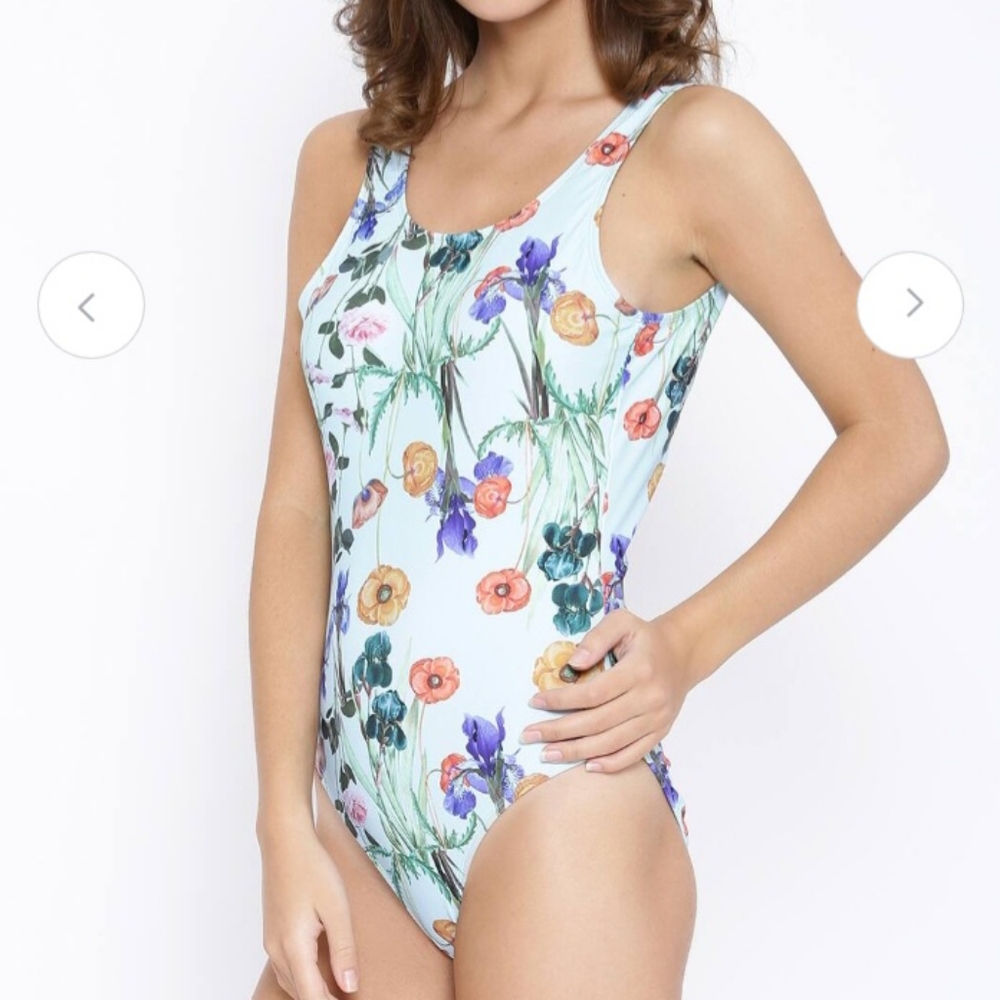 Vero Moda Flora Swimsuit One Piece Floral Low Back Light Blue Medium